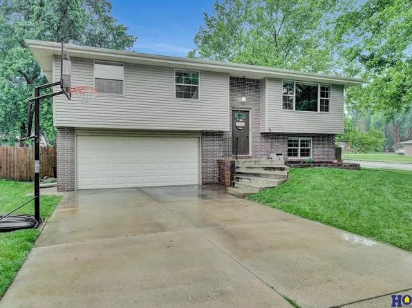 2727 Ammon Ave, Lincoln, NE 68507