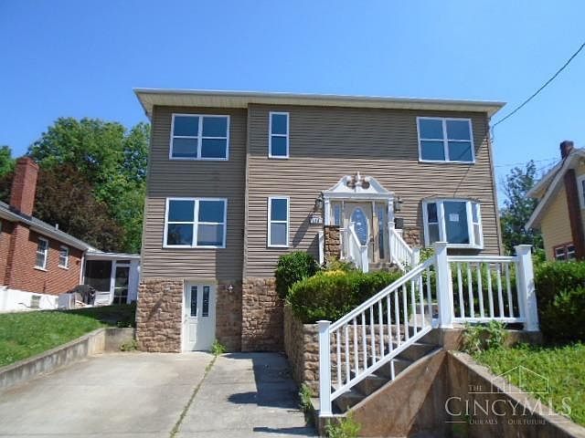 1st image of 138 Hereford St