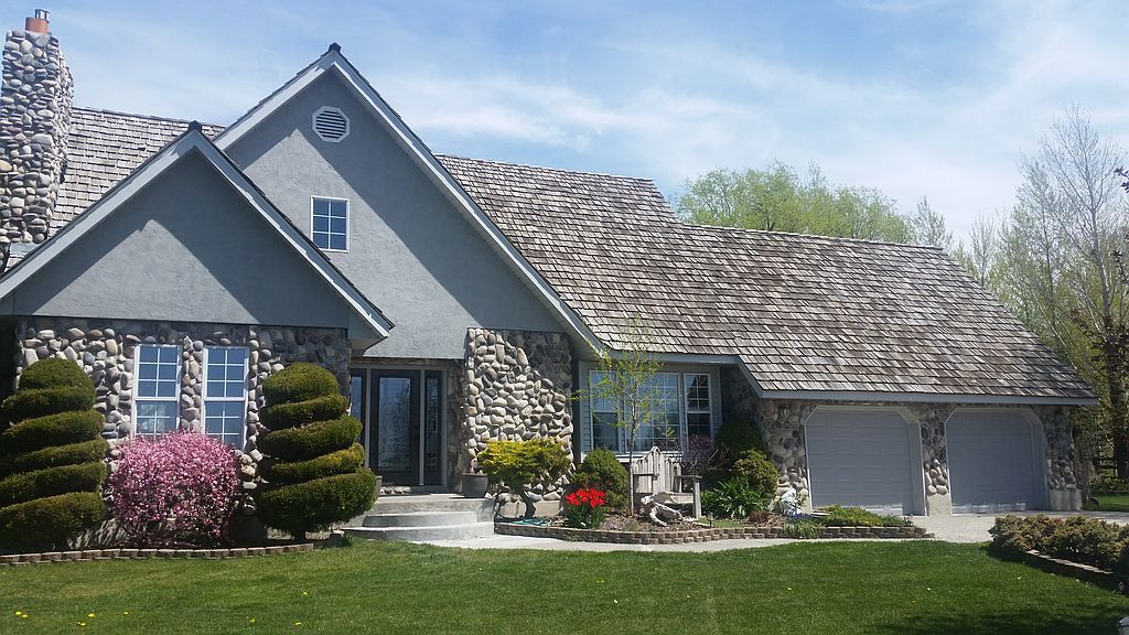 642 E 1250 N - Property Image
