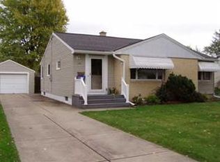 175 S Meadow Dr, North Tonawanda, NY 14120