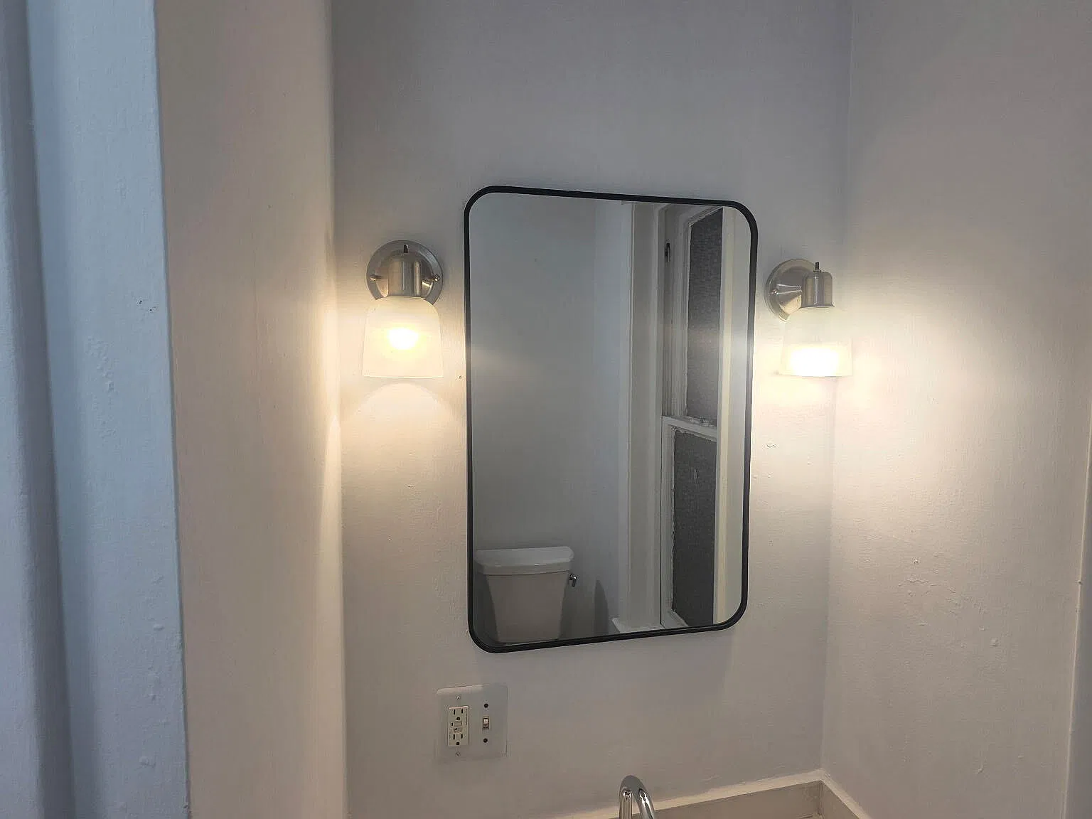 4 bed, 1800 sqft, $1,800 — Photo 3