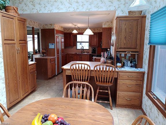4th image of 5308 Gargasz Dr