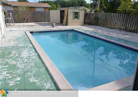 2nd image of 3112 SE 1st Pl