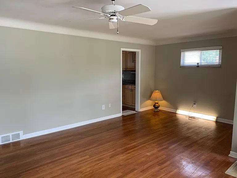 29717 Milton Ave — Photo 7