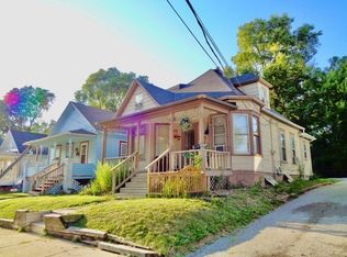 919 W Olive St, Bloomington, IL