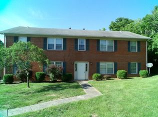 102 Woodhill Ln APT 4, Frankfort, KY 40601