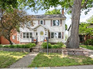 22600 Law St, Dearborn, MI 48124