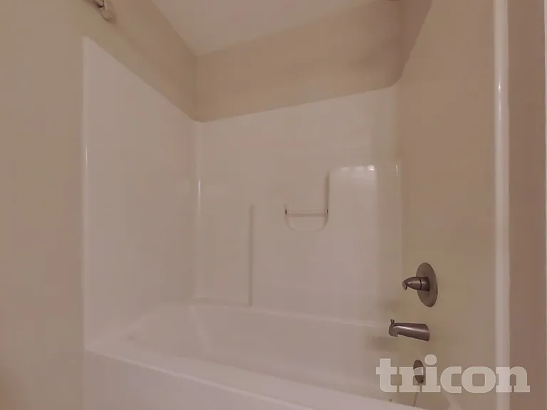 1202 Addison Ct — Photo 17