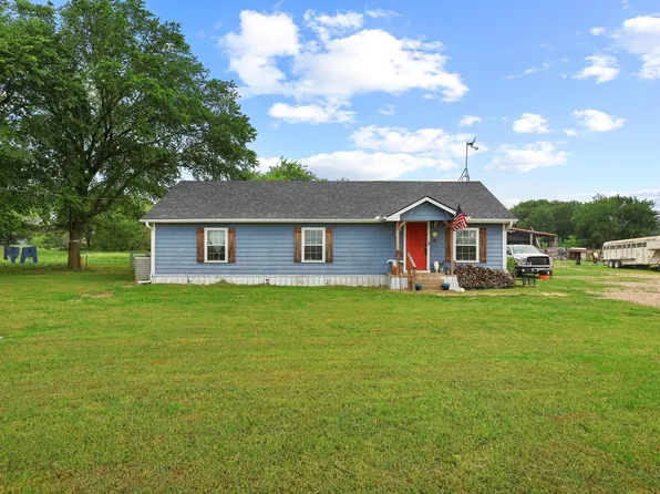 13017 E Fm 273, Telephone, TX 75488