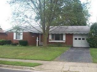 616 S Sunset Dr, Piqua, OH 45356