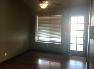2517 Escalon Ave, Clovis, CA 93611