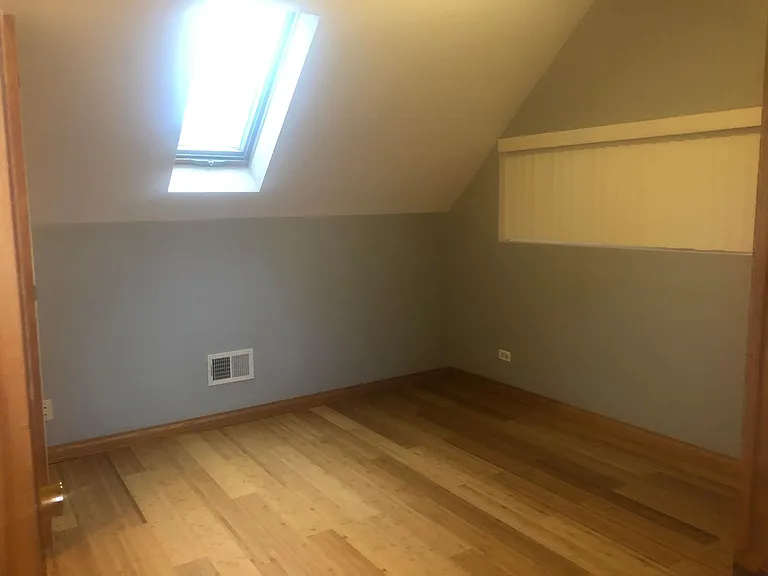3729 S Parnell Ave #2F — Photo 6
