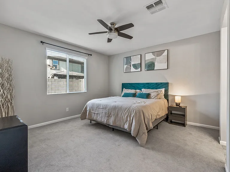 17352 W Paraiso Ln — Photo 35