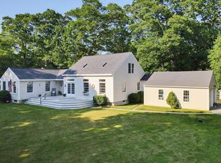 339 Fowler Rd, Cape Elizabeth, ME 04107
