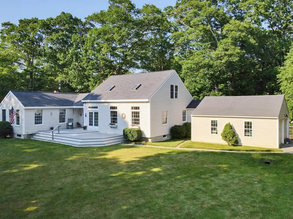 339 Fowler Road, Cape Elizabeth, ME 04107