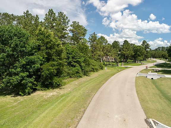 4th image of 3318 W Benders Landing Blvd