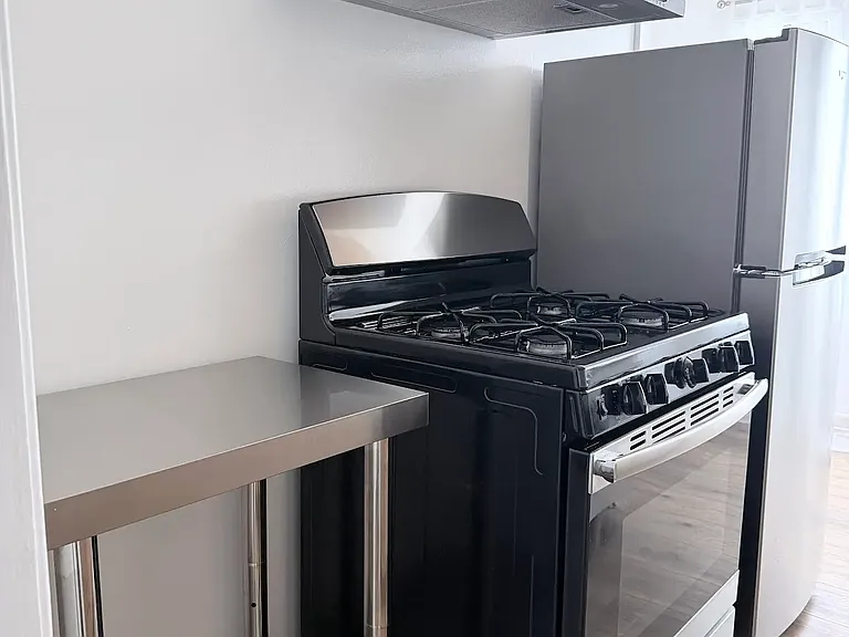 238 N Clark Dr #7 — Photo 14