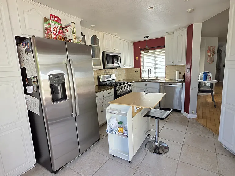 25352 Fitzgerald Ave — Photo 12