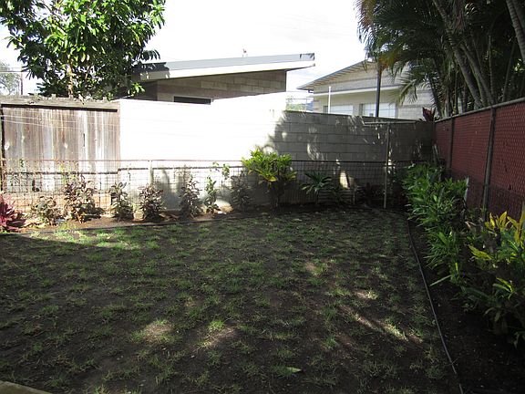 2nd image of 2452 Kapiolani Blvd APT 5