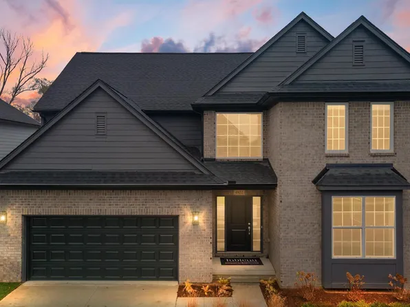 4922 Adler Ct, Troy, MI 48085