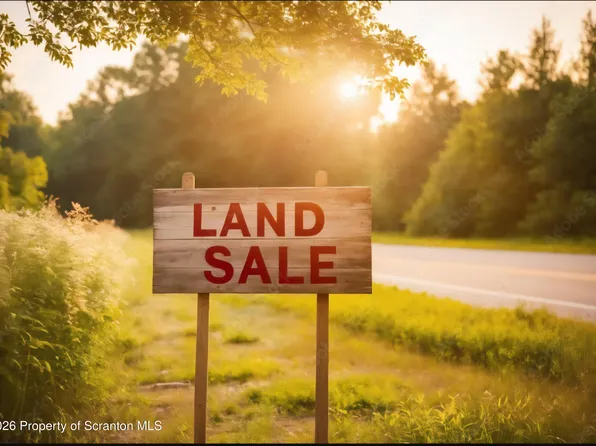 88 Lower Woods Rd, Honesdale, PA 18431