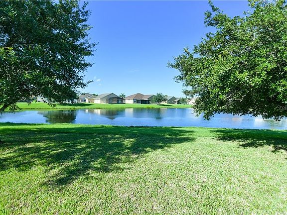 2nd image of 1444 Willow Branch Dr
