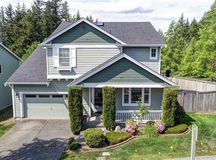 35022 SE Curtis Dr, Snoqualmie, WA 98065