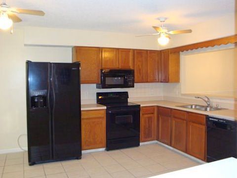 4th image of 11073 Peppermill Ln