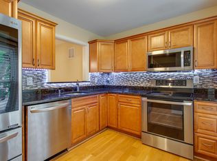 7948 Pebble Brook Ct, Springfield, VA 22153
