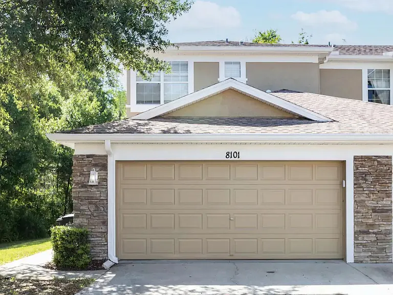 8101 Stone Leaf Ln — Photo 20