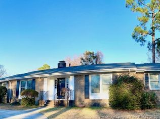 7042 Darnell St, Fayetteville, NC 28314