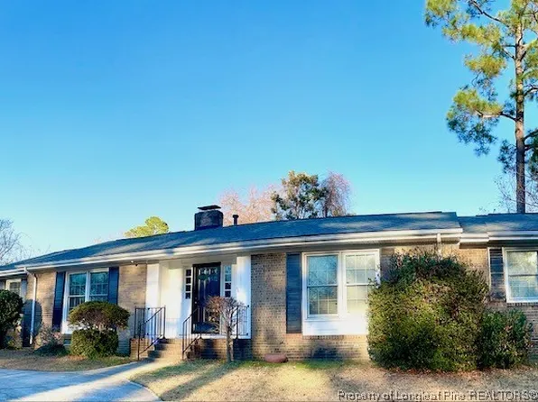 7042 Darnell St, Fayetteville, NC 28314