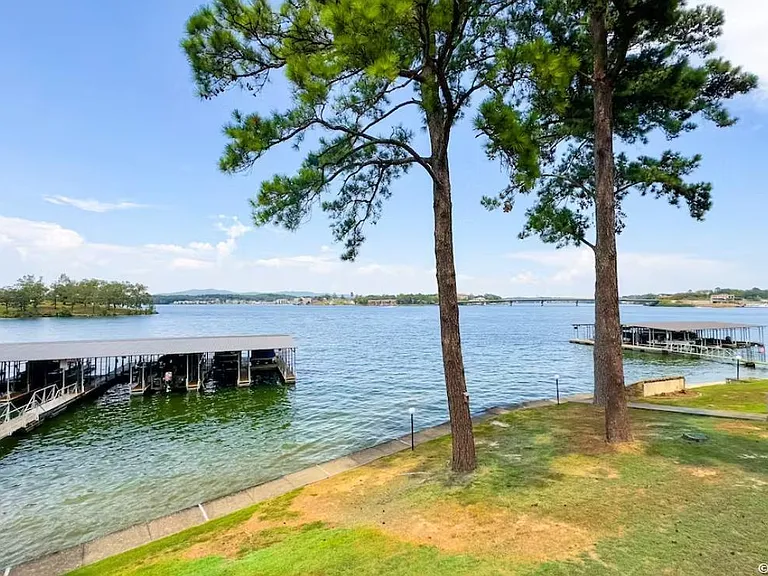 200 Hamilton Oaks Dr #J2 — Photo 21