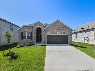 210 W Boerne Harbor Dr, Boerne, TX 78006