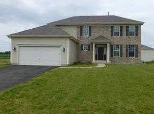 2477 Waverly Cir, Yorkville, IL 60560
