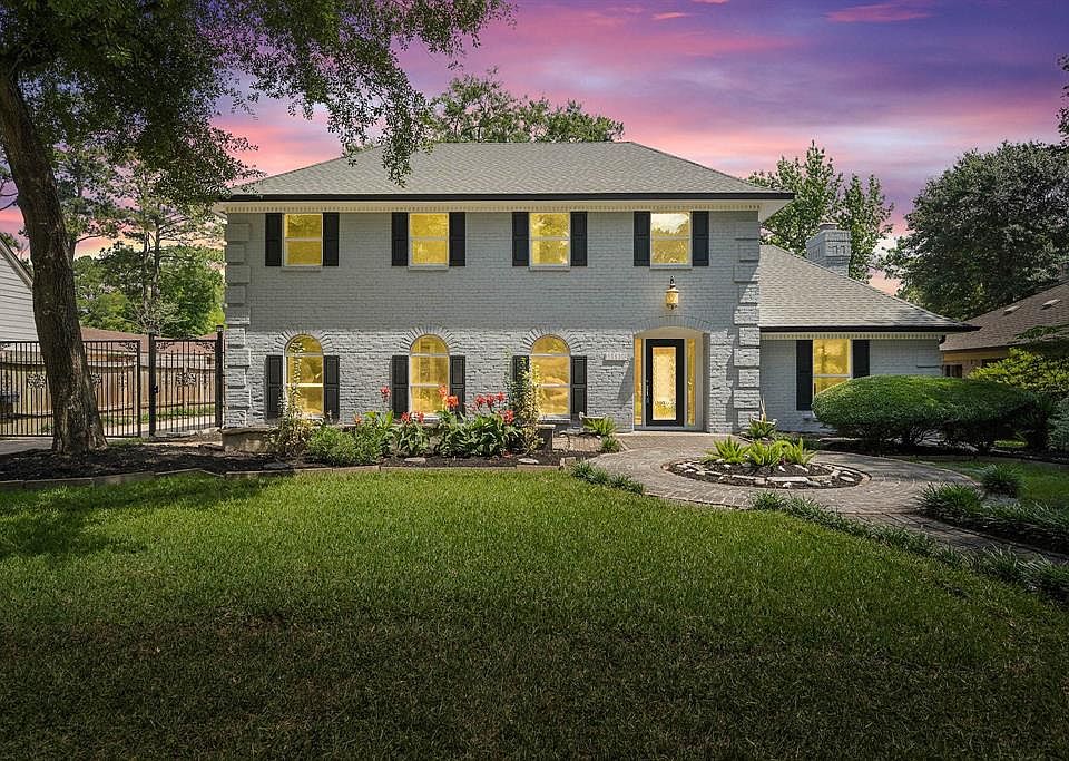 1st image of 10530 Glenway Dr