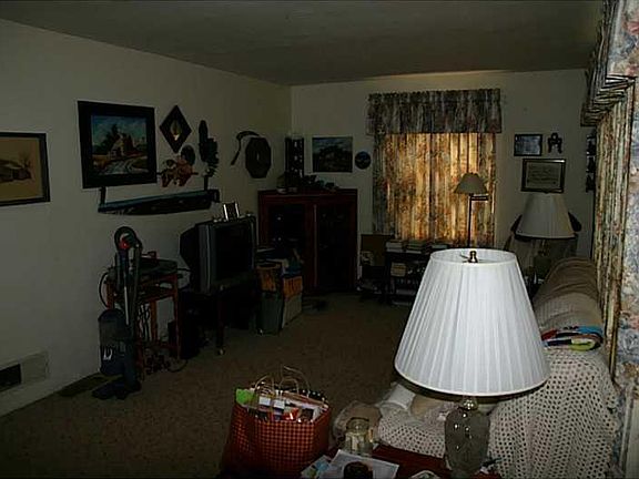 5th image of 9107 Hibben Ave