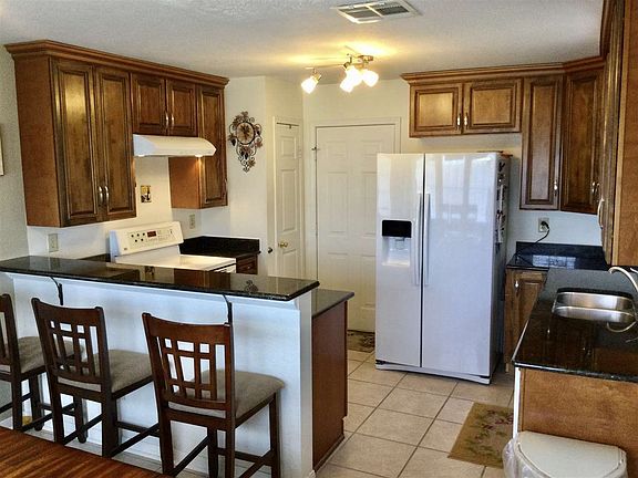 4th image of 7960 Orchid Ln