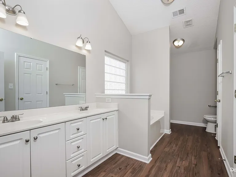 642 Pecan Ridge Cir — Photo 9