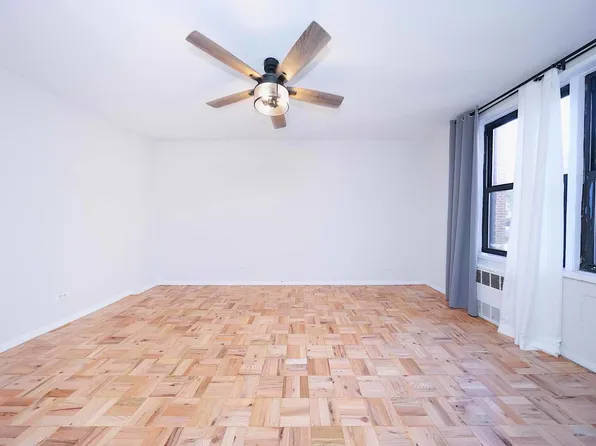 1577 East 17th Street image 9 of 22