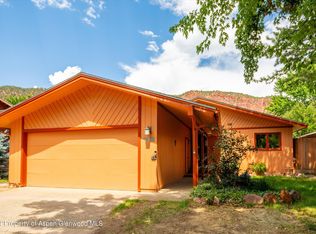 1112 Parkwood Ln, Glenwood Springs, CO 81601