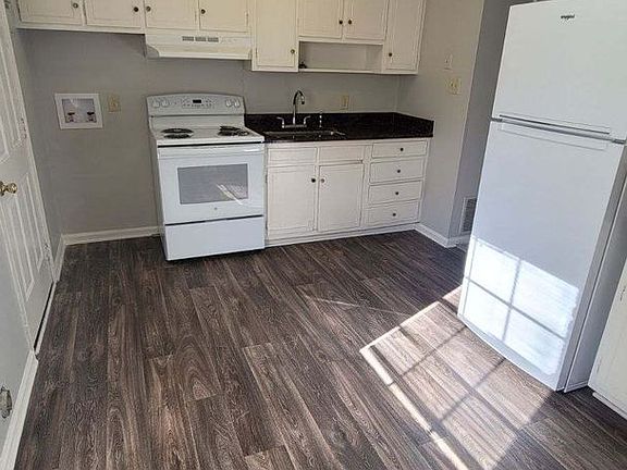 3rd image of 1902-1906 Cedar Fork Dr #1902-D