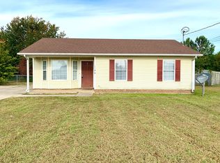 953 Van Buren Ave, Oak Grove, KY 42262