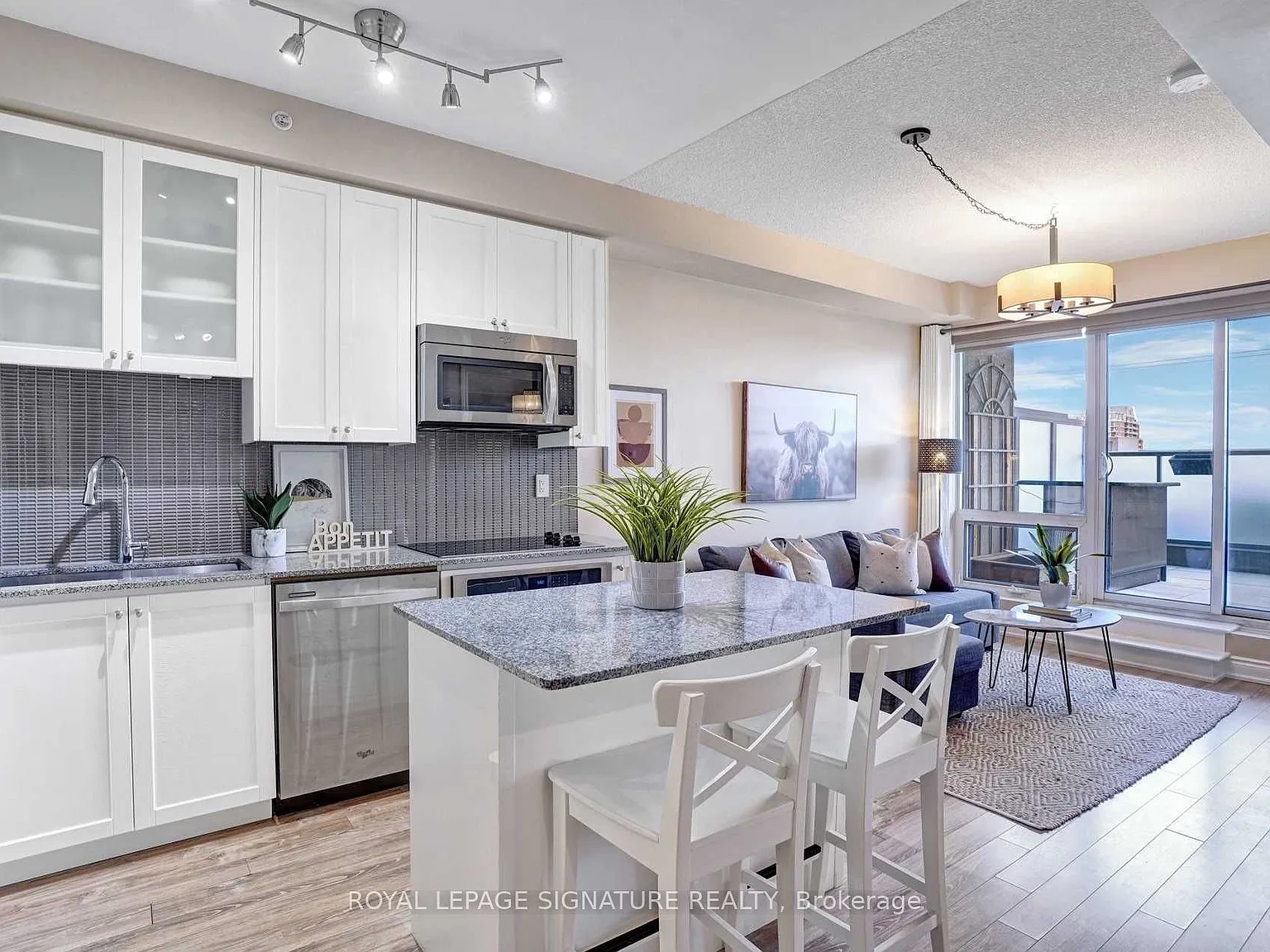 2 bed, $2,430 — Photo 2