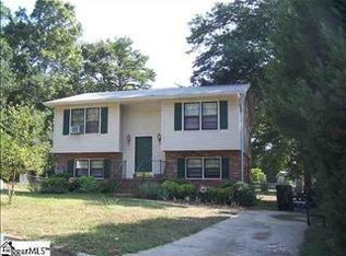 108 Seedleaf Ct, Simpsonville, SC 29680