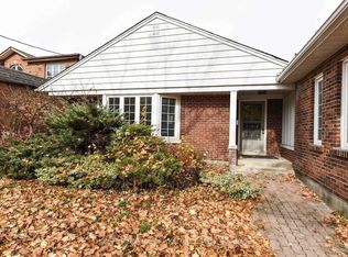 90 Centre Ave, Toronto, ON M2M 2L6