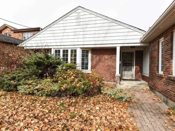 90 Centre Ave, Toronto, ON M2M 2L6