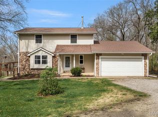 25111 Schuetzenground Rd, Warrenton, MO 63383