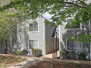 1242 Clifden Grn, Charlottesville, VA 22901