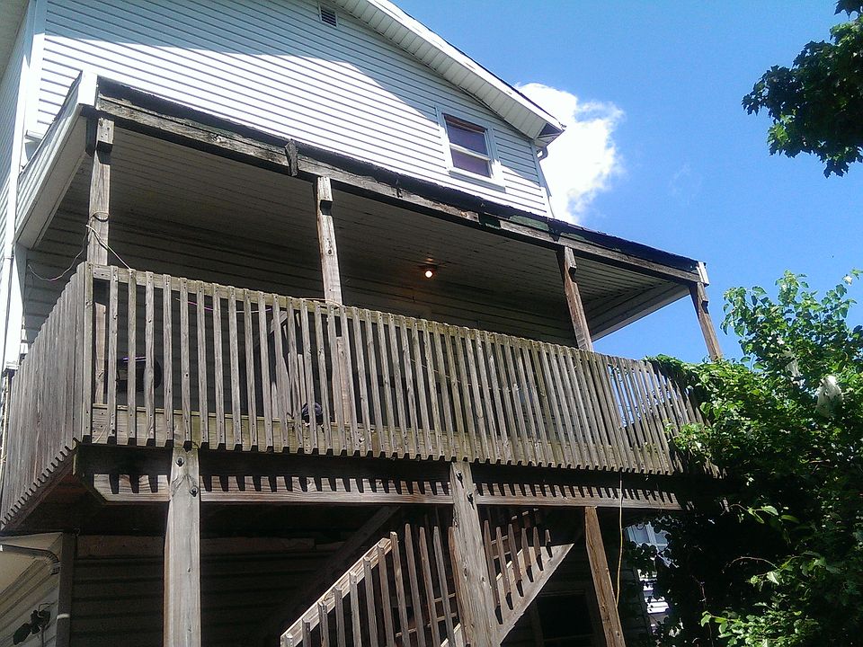 2nd image of 84-86 N 1st St